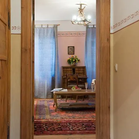 Schloss Apartment *